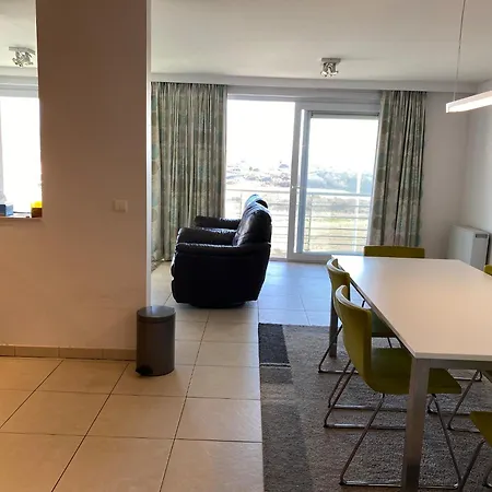 Near & Marina * Nieuport