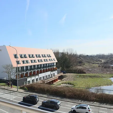 Near & Marina 니우포르트